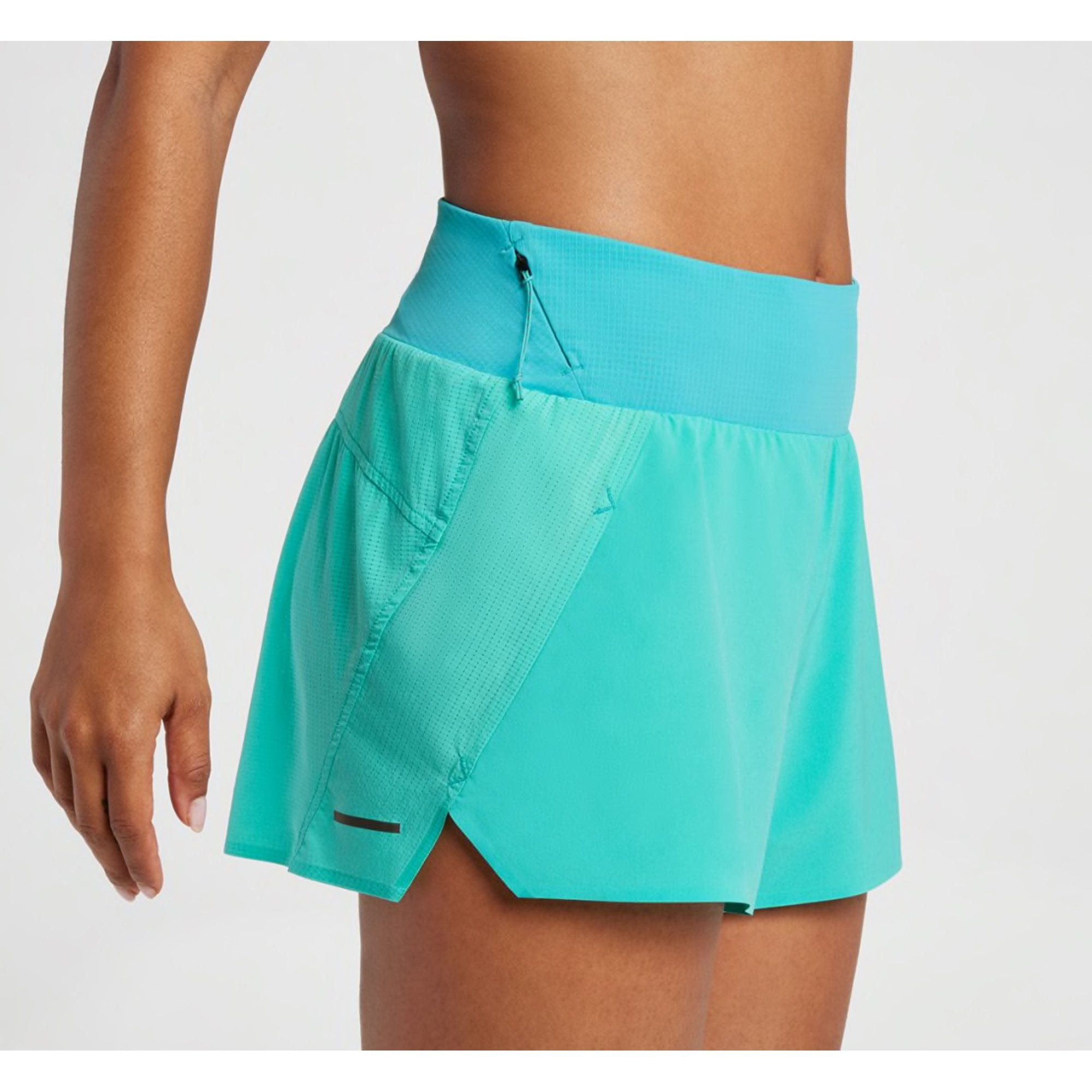 W 4" Short
