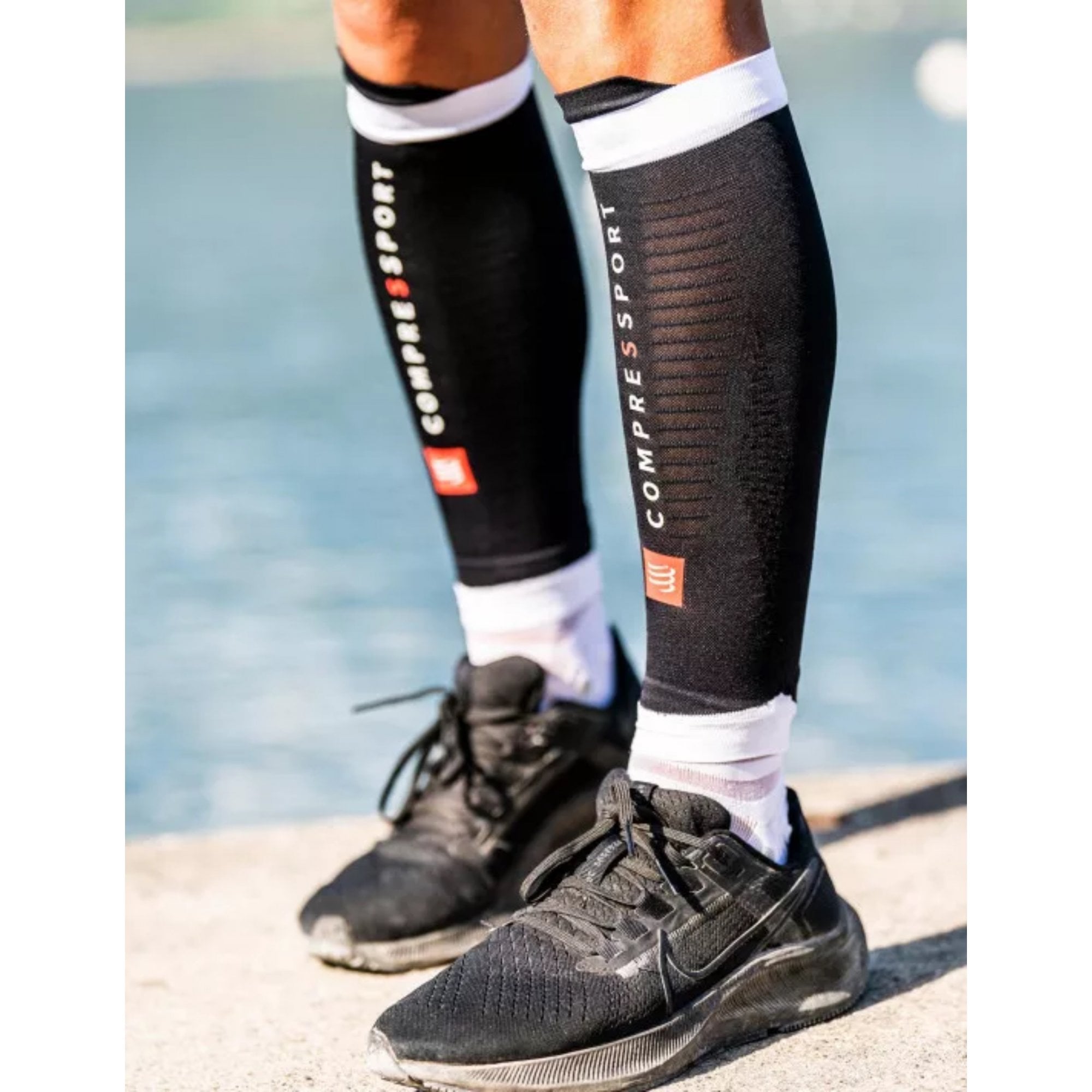 Compressport R2 3.0 Compression Calf Sleeves | Black